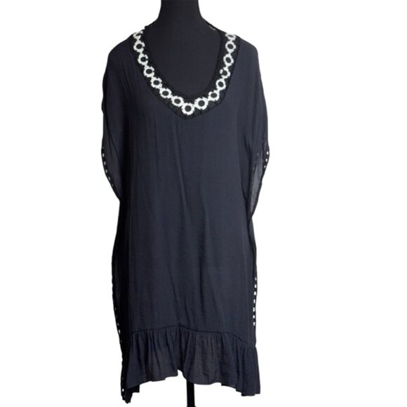 Wayan Black Short Sleeve Ruffled Tunic with White Accents OS Semi Sheet Beachy - Picture 1 of 6